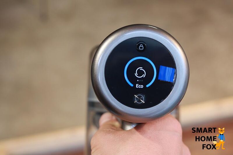 Das Display des Dreame V11